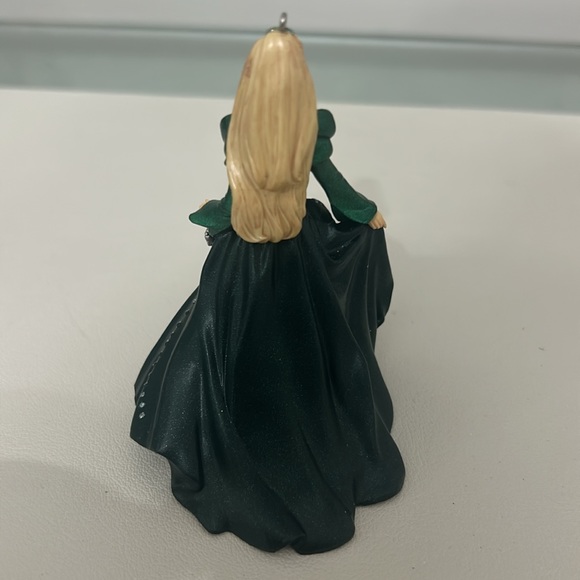 NWT Barbie collector’s series Celebration ornament special 2004 edition - Picture 11 of 15